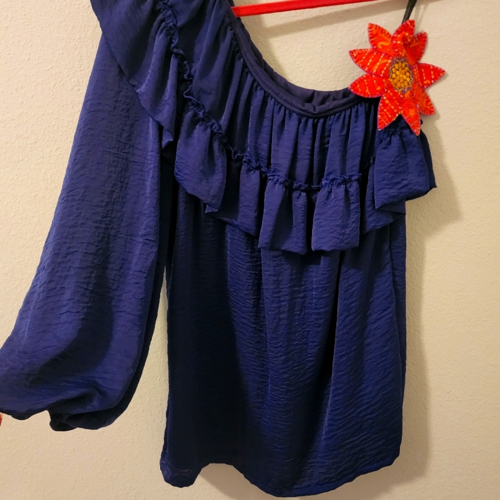 One shouldered dress